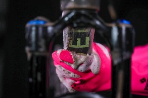 Deep scrubber gloves MUC-OFF 20405 pink M - Img 4