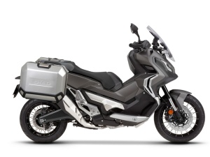 Set complet de 36L / 36L cutii laterale de aluminium SHAD TERRA, incluzand kit montaj SHAD HONDA X-ADV 750
