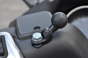 Ram Mount adaptor montare cu gaura 11mm - Img 2