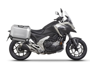Set complet de 47L /47L cutii laterale de aluminiu SHAD TERRA, incluzand kit montaj SHAD HONDA NC 750 X 2021-