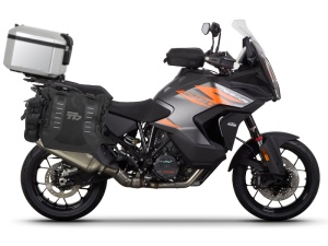 Complete set of SHAD TERRA TR40 adventure saddlebags and SHAD TERRA aluminium 55L topcase, including mounting kit SHAD KTM Super Adventure 1290 (R, S)