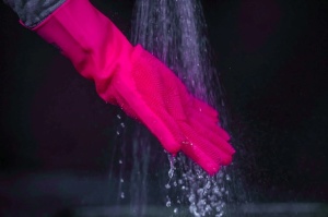 Deep scrubber gloves MUC-OFF 20406 pink L - Img 4