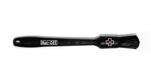 Drivetrain detailing brush MUC-OFF 368 - Img 2