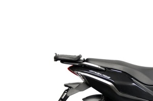 Kit de prindere cutie Top Master SHAD K0CT15ST pentru KEEWAY Cityblade 125 2015-2017