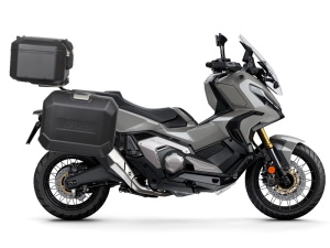 Set complet de cutii de aluminiu, SHAD TERRA NEGRU, 48L cutie centrala si 47L / 47L cutii laterale, incluzand kit de montaj si placa SHAD HONDA X-ADV 750 - Img 1