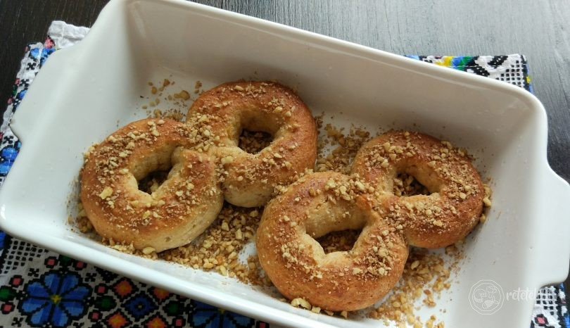 Mucenici low-carb cu făină mix de fibre