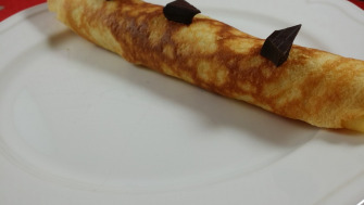 Clatite keto cu umplutura de ciocolata