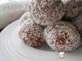 bilute-dietetice-cu-cacao-si-fulgi-de-cocos