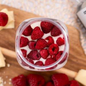 Crema tartinabila KETO Ciocolata Alba si Zmeura + MCT (fara zahar) 250g - BE KETO - Img 3