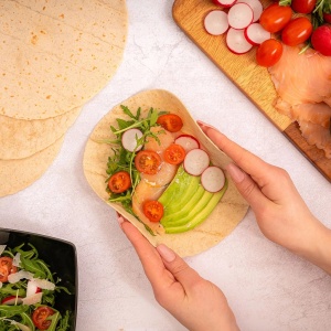 Lipii / Tortilla KETO proteice (vegetarian, fara ulei de palmier) 4x40g - BE KETO - Img 3