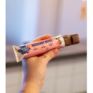 %PROMO% Baton de napolitana glazurat cu crema de alune de padure (fara zahar, cu STEVIA) 21g - HEALTHYco - Img 2