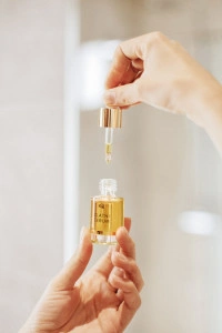 Prirodni zlatni serum za lice smilje 15 ml - GLORIA - Img 2