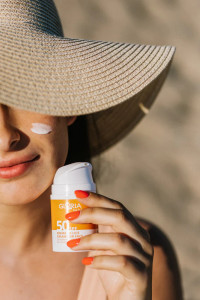 Krema za lice SPF 50 za mešovitu do masnu kožu - Img 1