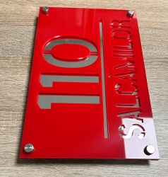 Număr casă elegant personalizat – Plăcuță adresă modernă din acril - Img 5