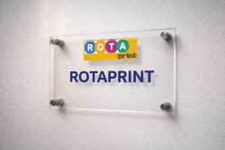 Plăcuță firmă din plexiglas – personalizată cu logo și text - Img 3