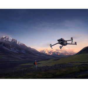 Drona DJI Mavic 3 Classic + Smart ControllerAutonomie 46min, gimbal 3 axe - Img 10