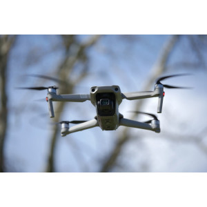 Drona DJI Mavic Air 2, 4K60, 48MPGimbal 3 axe, 10km raza trans., auton. 34min, 570g - Img 6