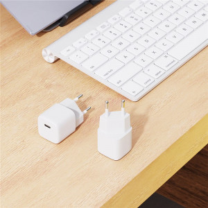 PLATINET WALL CHARGER 1xUSB TYPE-C PD 3.0 20W MINI SIZE WHITE - Img 4