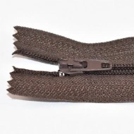 Fermoare nylon fixe nr. 3 - 20 cm maro inchis