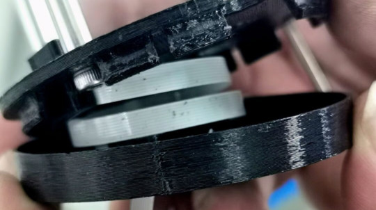 Utilizarea PolyMax™ PETG ESD în producția de cabluri plate flexibile