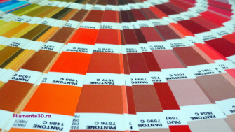 Ghid complet al sistemelor cromatice pentru filamente 3D. RAL, Pantone, RGB, HEX, CMYK si cum decodifici corect codurile de culoare