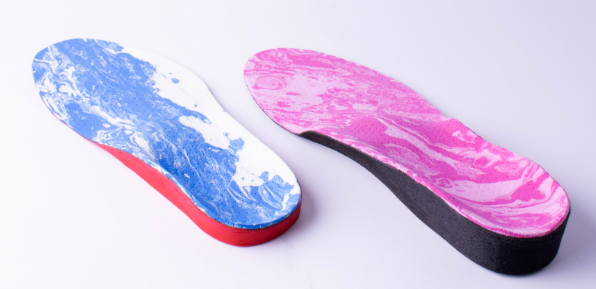 Branțuri podologice personalizate Prinsoles 3D printate 3D în SMARTFIL FLEX 93A — prezentate la FORMNEXT 2022 Frankfurt, standul Smart Materials 3D