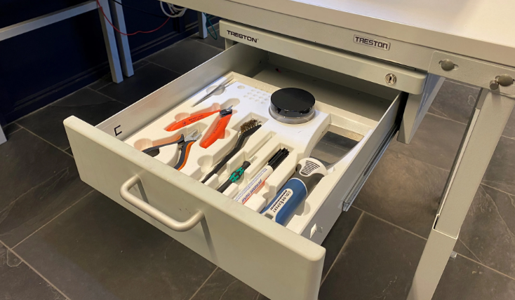 Printare 3D a inlay-ului pentru scule cu PLA Economy ColorFabb — fișier STL în software de slicing, setări pentru piese mari fără deformare