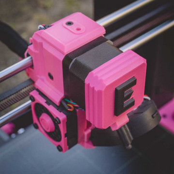Carcasa motor printata 3D din filament FormFutura HDglass - Pink Stained (roz translucid) 750g - Filamente3D.ro