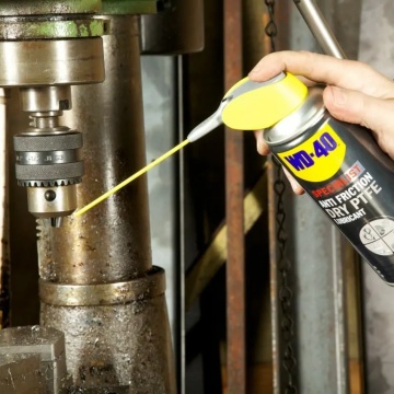 Mod de aplicare lubrifiant uscat WD-40 antifrictiune cu particule de PTFE 400 ml - Filamente3D.ro