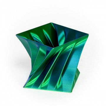 Suport de creioane printat 3D din filament FormFutura High Gloss PLA - ColorMorph Green&Blue (verde si albastru) 750g - Filamente3D.ro