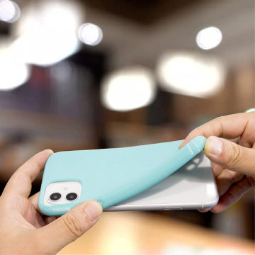 Carcasa printata din filament Polymaker PolyFlex TPU-90A Teal 750g in timpul montarii pe telefon - Filamente3D.ro