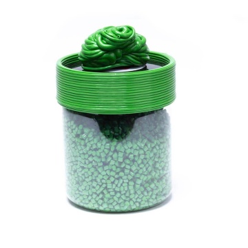 Mostra de culoare agent de colorare peleti FormFutura - culoare Yellow Green - Filamente3D.ro