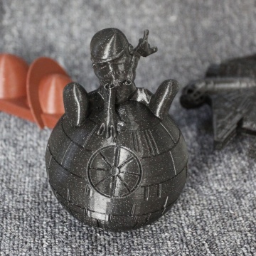 Printuri Panchroma Galaxy PLA Dark Grey cu particule de aluminiu pentru efect lucios și printuri decorative - Filamente3D.ro