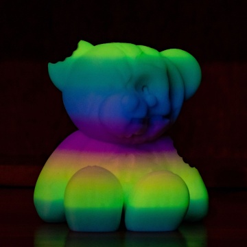 Ursulet printati 3D din filament Panchroma Gradient Luminous Rainbow - intuneric – un curcubeu fosforescent, straluceste in intuneric - ideal pentru imprimare precisa - 1kg - Filamente3D.ro