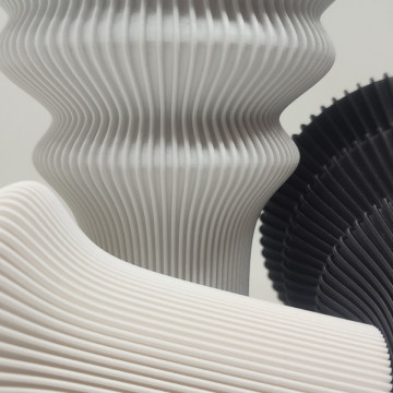 Filamente-3D_Premium-PLA-HD_White_Cold-White_Black_printuri