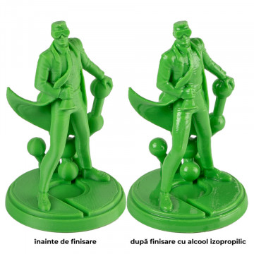 Statuete printate 3D din filament Polymaker PolySmooth Green 750g - inainte si dupa postprocesare cu alcool izopropilic - Filamente3D.ro