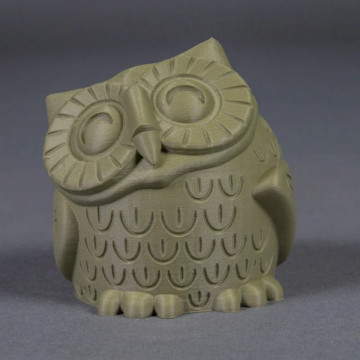 Statueta bufnita printata 3D din filament FormFutura Matt PLA - Dark Green Camouflage (verde) 750g - Filamente3D.ro