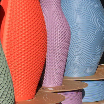 Vaze printate din Panchroma Matte PLA Muted Red si Muted Purple - Filamente3D.ro