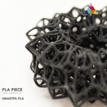 Obiect decorativ printat 3D din filament SmartFil PLA True Black (negru) - RAL 9004 - 1kg - Filamente3D.ro