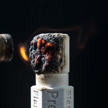 Piesa printata din rezerva filament 1.75 mm FormFutura ReFill Premium PLA Flame Retardant (inhibitor de flacara) 500g cu flacara - Filamente3D.ro
