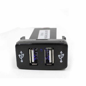 USB полнач за Golf 4