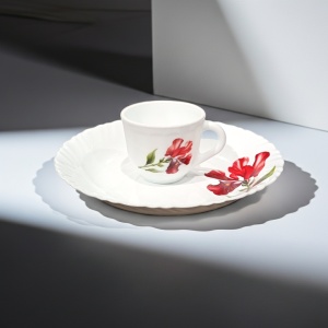 Set 6 farfurii si 6 cesti opal + 6 tacamuri inox Sabrina Red