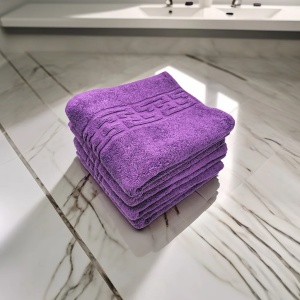 Set 4 Prosoape premium 50×90cm 100% Bumbac Pieptanat Mov 550 gr/mp S64