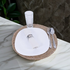 Set 6 farfurii din opal, patrate, albe intinse 26cm