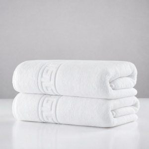 Set 2 Prosoape de Lux 70×130cm 100% Bumbac Pieptanat 650 g/mp-Alb