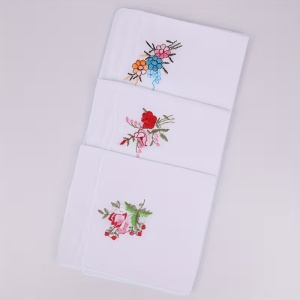 Set 12 batiste dama parastase si inmormantari, 27x27cm, brodate, bumbac 100% - Img 3