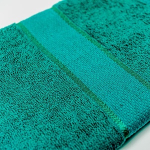 Set 4 Prosoape - Verde Marin, Bumbac 100%, - 50x90 cm. Ideale pentru Față și Mâini, Uscare Rapidă și Textură Pufoasă - 400g/mp - S40 - Img 2