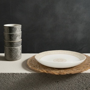 Set 6 farfurii si 6 cesti opal + 6 tacamuri inox Solin - Img 2