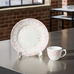 Set 6 farfurii si 6 cesti opal + 6 tacamuri inox Winter
