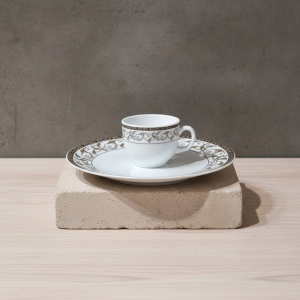 Set 6 farfurii si 6 cesti opal + 6 tacamuri inox Royale